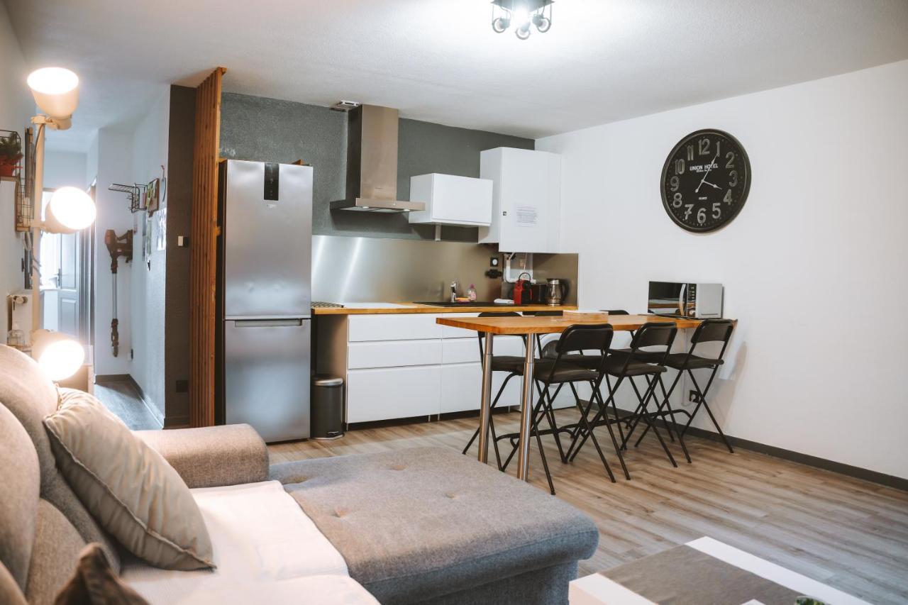 Le Dromardechois - Gite Meuble 6 Personnes Tournon Sur Rhone - Ecolodgite Exterior photo